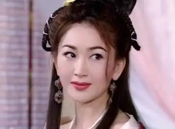 温碧霞曾因为无法生育要求离婚？