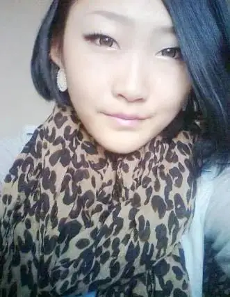 三只松鼠广告模特回应妆容争议:我的眼睛小就不配当中国人了吗? 三只松鼠广告模特回应妆容争议:我的眼睛小就不配当中国人了吗?