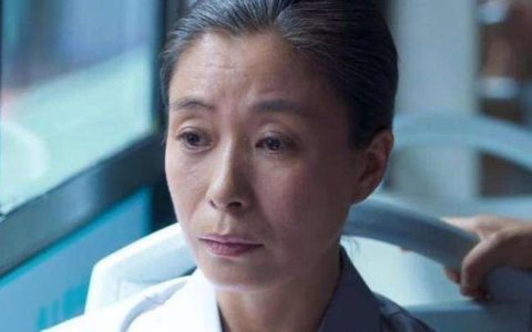 《开端》：高压锅大妈扫你一眼，都令人毛骨悚然