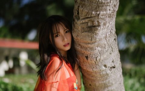 湿发美女妩媚眼神妖娆动作套图