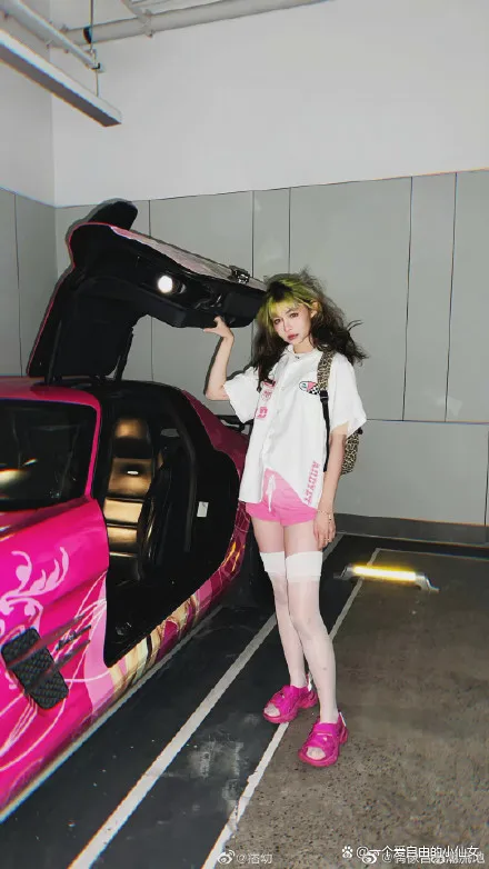 #痞幼道歉# 因说“开团了”遭遇蔡徐坤黑粉晒黑图