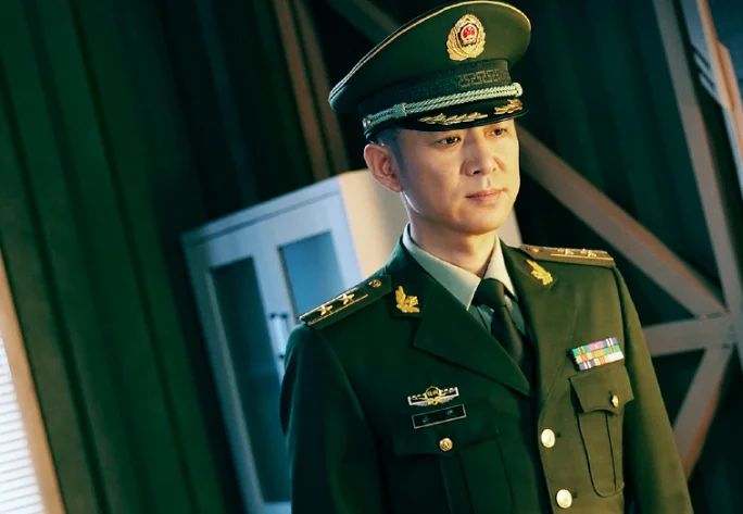 杨洋李一桐《特战荣耀》将开播？粉丝表示“硬汉杨洋，等了太久”