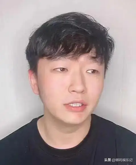 《与君初相识》空明扮演者王子腾开直播道歉 真诚的回应凸显高情商 《与君初相识》空明扮演者王子腾开直播道歉 真诚的回应凸显高情商