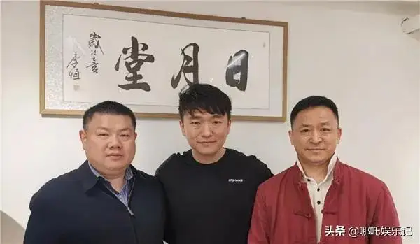 《与君初相识》空明扮演者王子腾开直播道歉 真诚的回应凸显高情商 《与君初相识》空明扮演者王子腾开直播道歉 真诚的回应凸显高情商