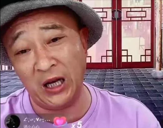 高下立判?岳云鹏直播关闭打赏,赵家班对礼物望眼欲穿 高下立判?岳云鹏直播关闭打赏,赵家班对礼物望眼欲穿