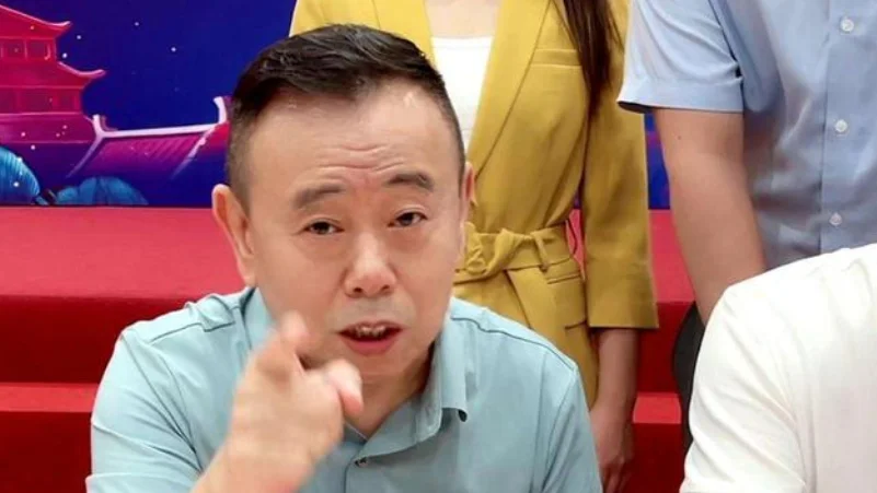 潘长江为陈继志的孩子被网爆发声:呼吁大家要冷静,孩子是无辜的 潘长江为陈继志的孩子被网爆发声:呼吁大家要冷静,孩子是无辜的