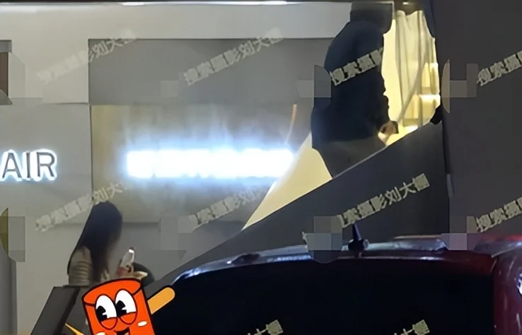 郑合惠子王以纶恋情疑曝光!连续四天同出入酒店,紧紧相依好亲密 郑合惠子王以纶恋情疑曝光!连续四天同出入酒店,紧紧相依好亲密