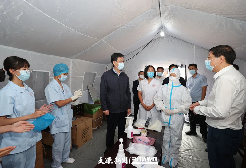贵阳市委书记：深入细致做好隔离人员转运工作，防范类似事故