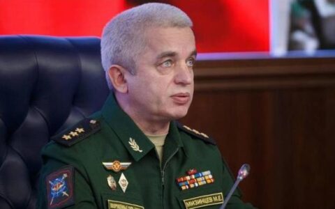 乌东公投第2天 俄国防部副部长换人