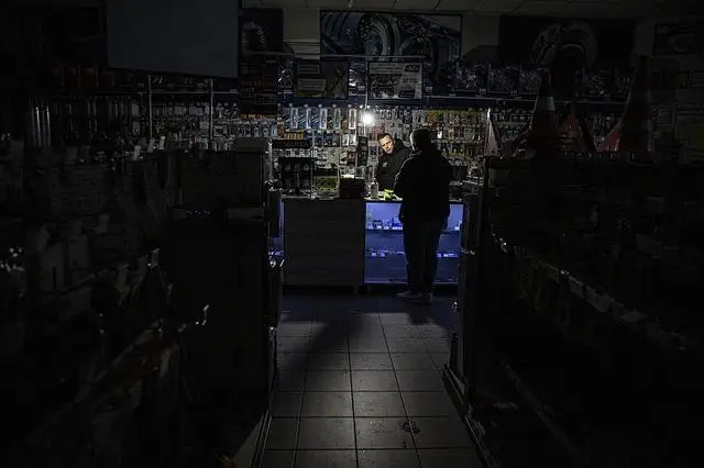 乌克兰遭袭击:全境停电 基辅停水!