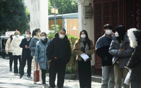 重庆女孩为考研主动提前感染，看到这一幕让人觉得心酸！