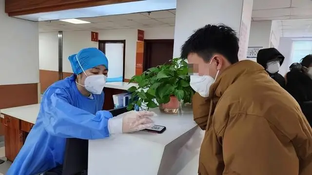 阳康后可以随便出去浪?遇到其他毒株二次感染风险有多大? 阳康后可以随便出去浪?遇到其他毒株二次感染风险有多大?