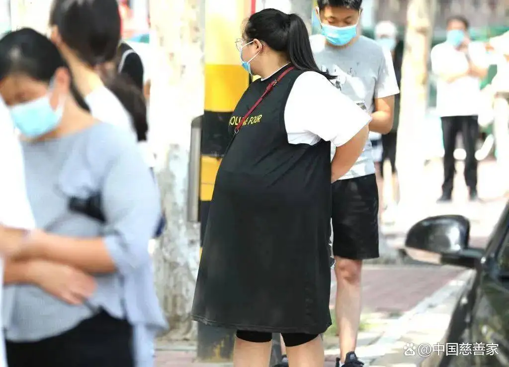 新冠风暴下的妇产科