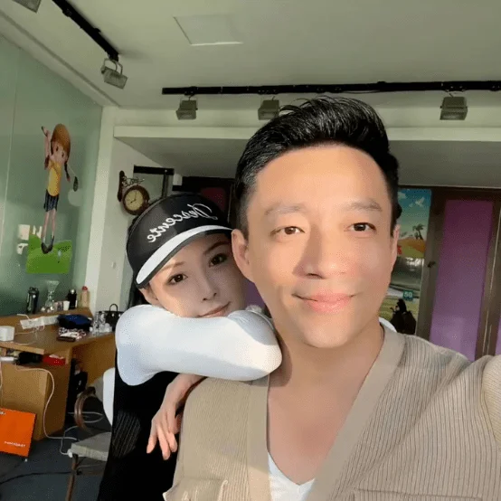 汪小菲怒斥大S不让孩子回北京，S妈罕见动怒揭背后内幕反击