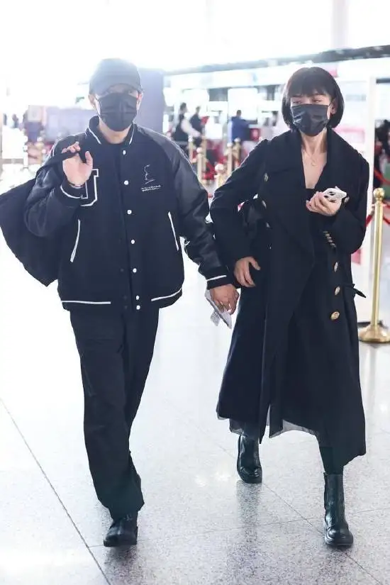刘恺威被曝将再为人父 父亲刘丹辟谣称不是真的