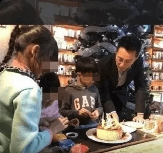 具俊晔带大S子女去汪小菲酒店吃甜点？具俊晔曾称和孩子相处愉快
