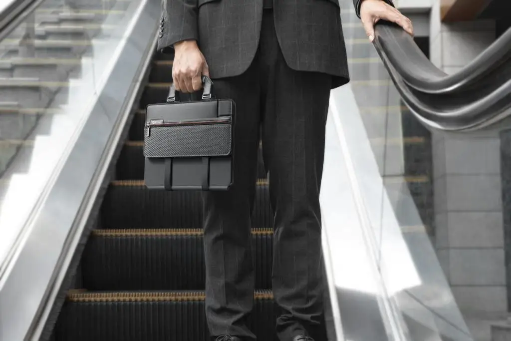 iPad Pro 也能无线充电？PITAKA 推出 MagEZ Case Pro 磁吸充电平板壳