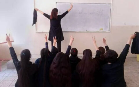阻止女孩上学？伊朗数百名女学生疑遭蓄意下毒袭击
