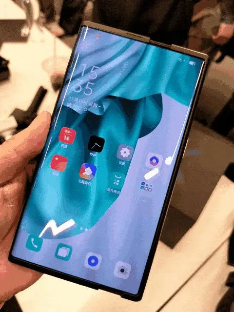 苹果这个新专利，解决了折叠屏 iPhone 最大痛点