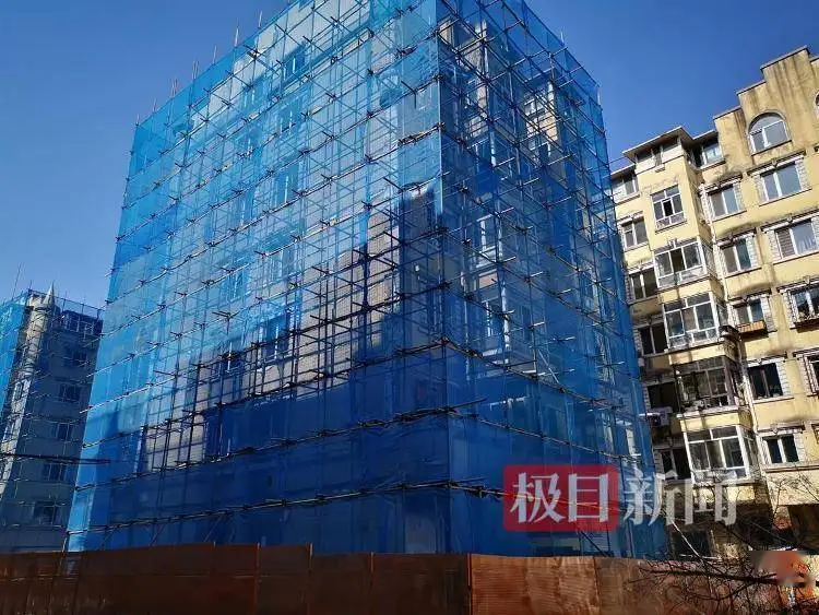 哈尔滨小区燃气爆炸致1死7伤，初查系人为因素导致，刑侦部门介入调查