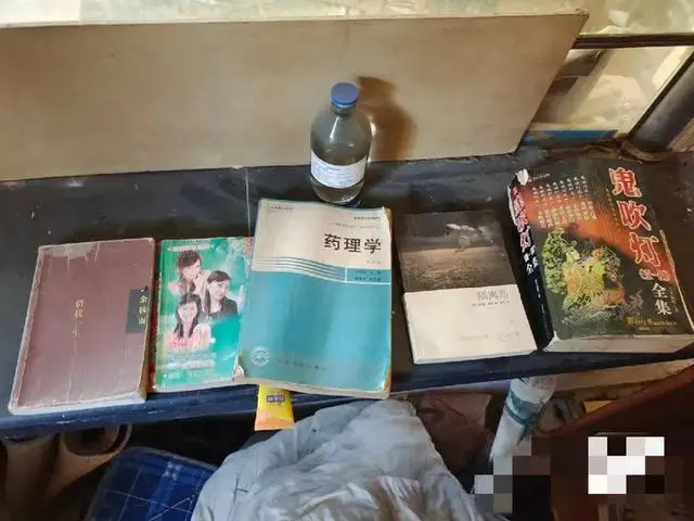 废弃医院晚上传出怪声？记者实地探访，附近居民说经常有年轻人来“探险”