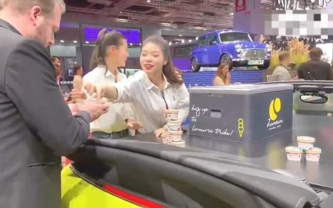宝马冰激凌女孩生活照被扒出！向网友求情：请放过我们！