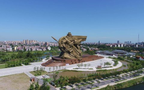 去年拆完至今未迁建 调查：荆州57米高巨型关公像去哪了？