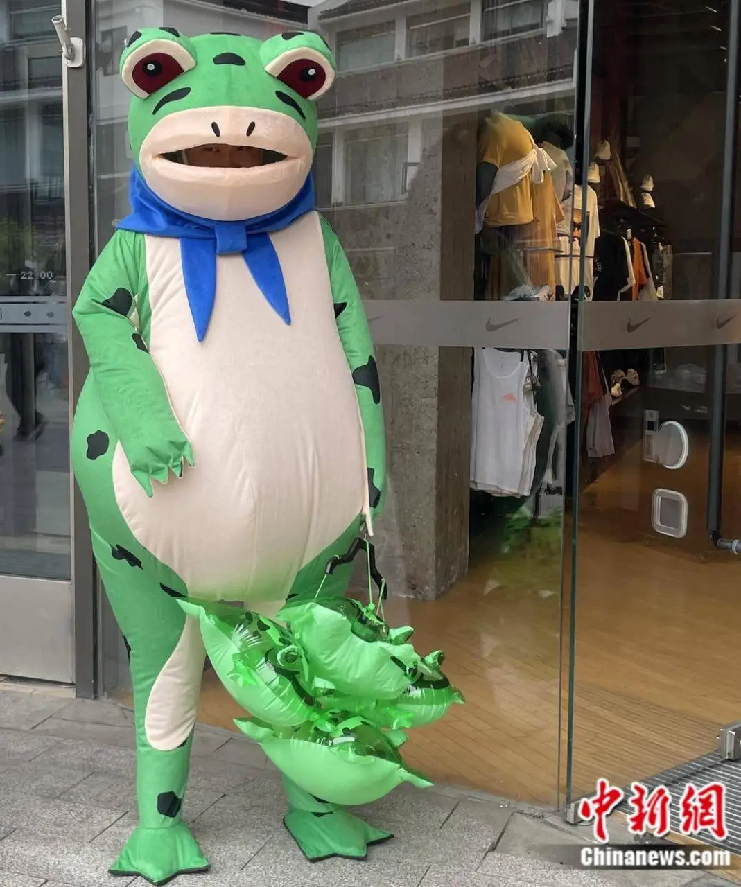 “卖崽青蛙”们,究竟该怎么管? “卖崽青蛙”们,究竟该怎么管?