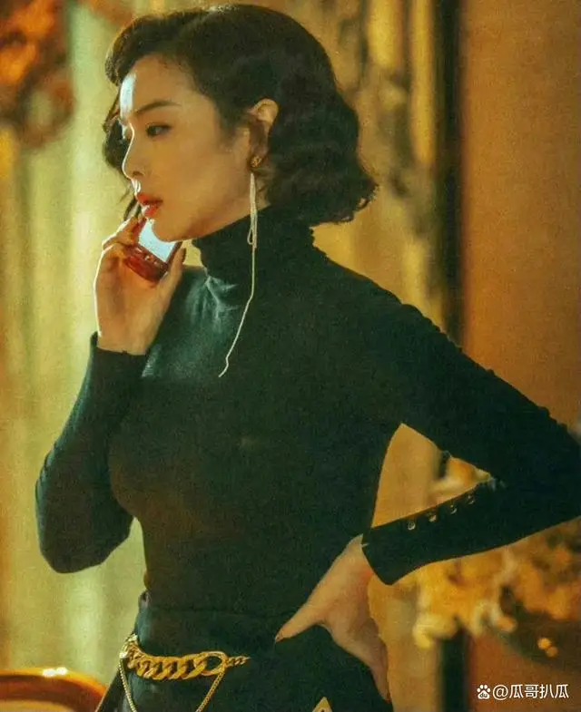 高叶戛纳遇尴尬,礼服竟然开线了,高情商回应:裁缝是自己! 高叶戛纳遇尴尬,礼服竟然开线了,高情商回应:裁缝是自己!