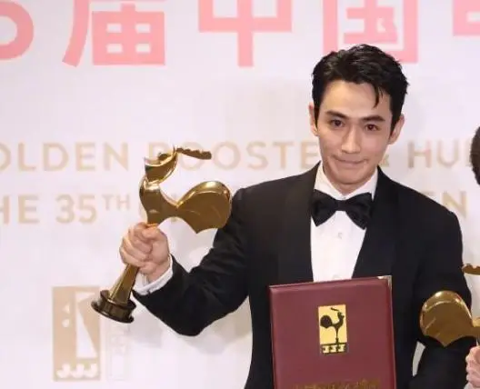 金鸡奖15个评委都投给了朱一龙，太优秀了，实至名归！