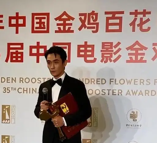 金鸡奖15个评委都投给了朱一龙，太优秀了，实至名归！