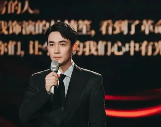 金鸡奖15个评委都投给了朱一龙，太优秀了，实至名归！