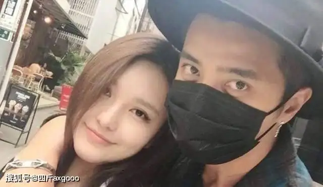 曝罗志祥周扬青疑复合，男方刮腋毛上热搜，意外暴露女方同款手镯