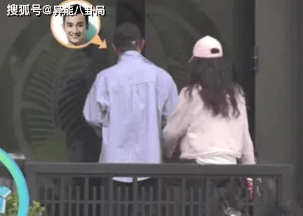 白宇结婚？文章新女友？何炅身材？大小s热搜包年？
