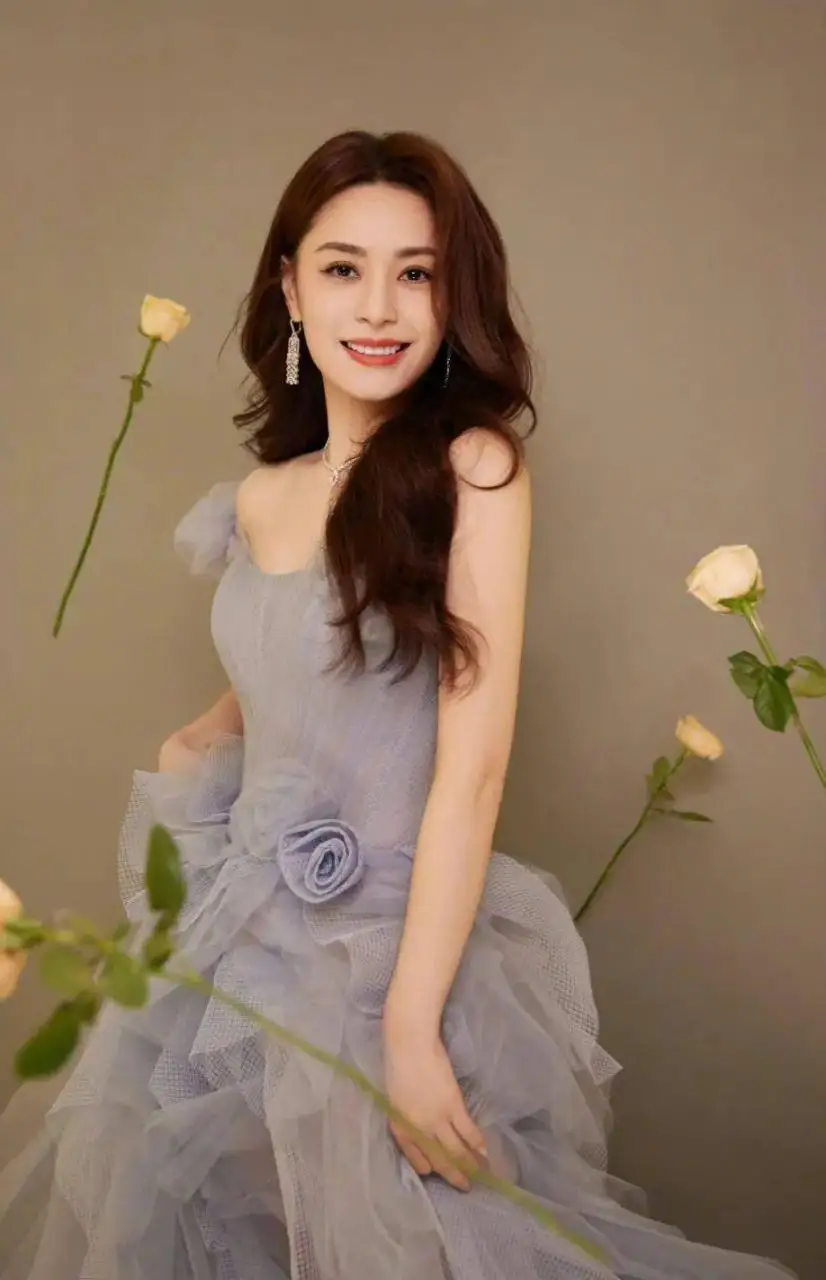 李小璐复出？乐华吸血王一博？阿娇是双？宋威龙恋爱毁事业？张柏芝艳压赵露思？