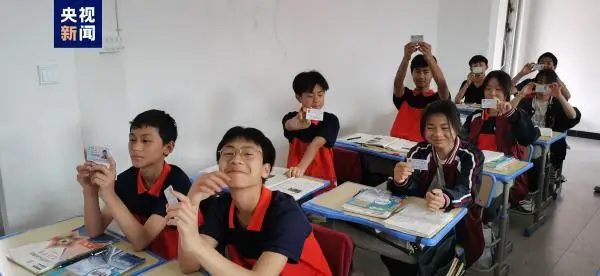135名中考生身份证被洪水冲走，民警开启“极限冲刺”