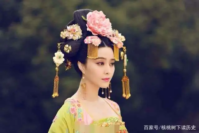 盘点中国历史上那些乘风破浪的姐姐们,每一个都是传奇 盘点中国历史上那些乘风破浪的姐姐们,每一个都是传奇