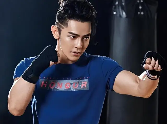 曝汪姓男星侵犯19岁女子!暖男、欠债百万,过程曝光:毫无廉耻 曝汪姓男星侵犯19岁女子!暖男、欠债百万,过程曝光:毫无廉耻