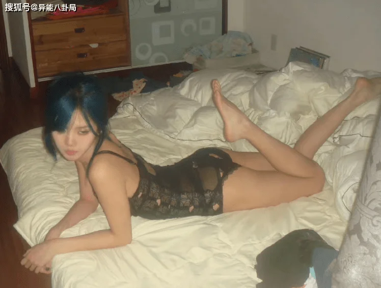 谢霆锋发怒？魏大勋艳压？黄子佼被抓？纯欲网红擦边？