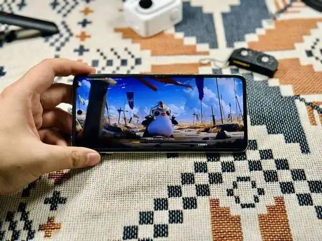 OPPO Find N3 Flip最美小折叠体验，只说缺点，有被劝退吗？