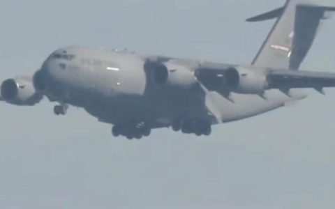 C-17运输机：空中巨无霸确保APEC峰会顺利进行