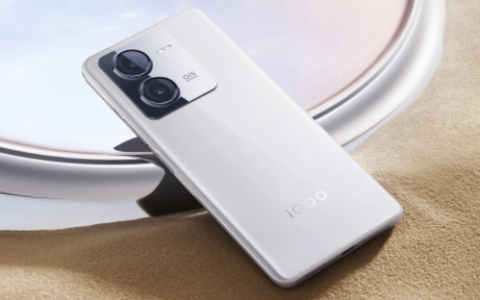 iQOO Neo9：双电信卡加持，顶级性能与大存储的完美结合