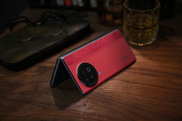 vivo X Fold3系列折叠屏新机获准上市，3月震撼登场，骁龙8 Gen3与卓越影像技术共铸业界新里程碑