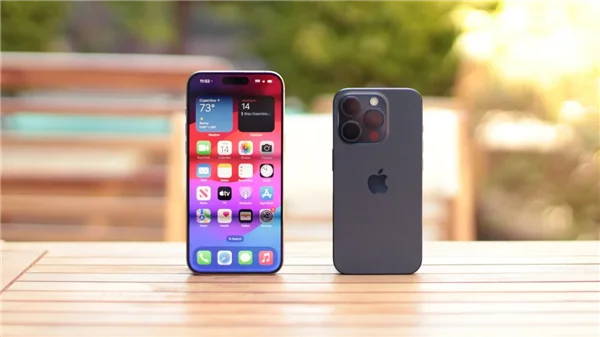 欧盟《数字市场法案》引领革新风潮：苹果iOS 17.4开启侧载新纪元，iPhone与安卓数据迁移迈入新篇章