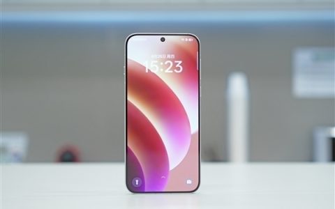 OPPO Find X8系列预热：全新“熄灯护眼”屏幕技术获德国莱茵TÜV认证