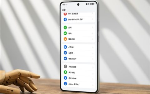 真我GT7 Pro十月盛大发布，美女经理水下惊艳开箱引爆期待