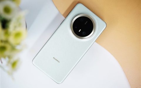 李楠深度点评华为Mate 70系列：国产之路不易，用户体验亮点频现