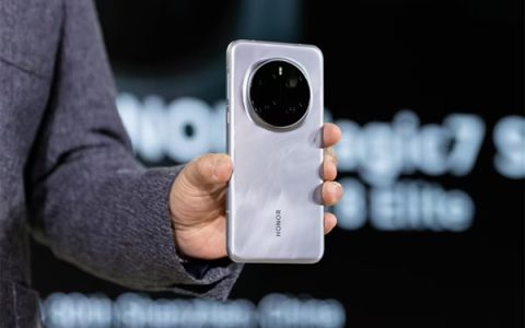赵明深度解析iPhone降价影响，荣耀未来发展战略聚焦AI与影像