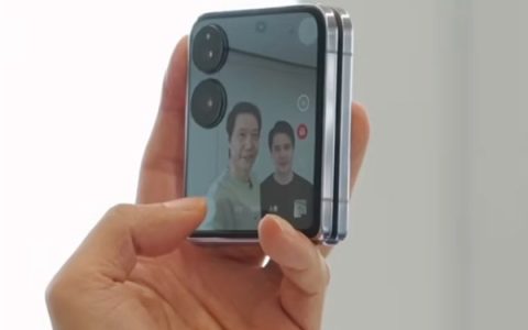 小米MIX Flip 2或将提前亮相，初代小折叠手机热销引关注